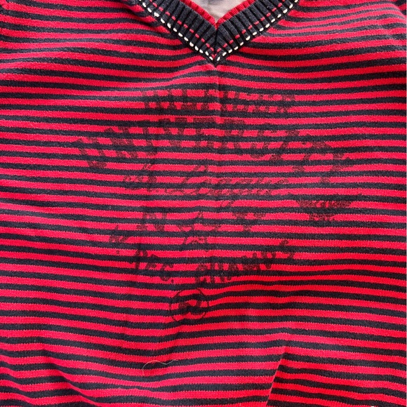 100% cotton Tommy Hilfiger v neck small boy sweater. Size 6 - Picture 4 of 8